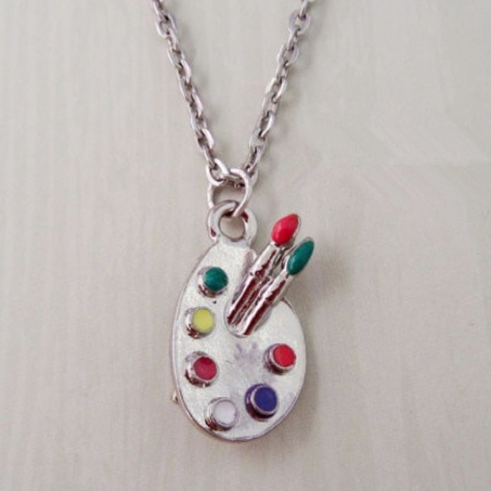 🎨 Artist’s Palette Necklace